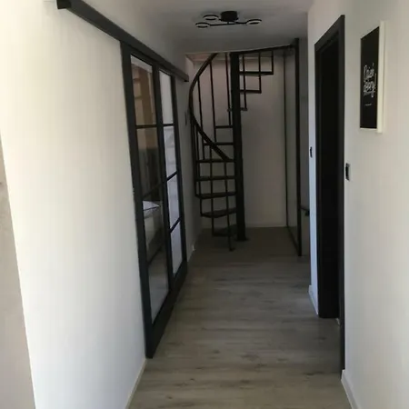 Promenada Apartment